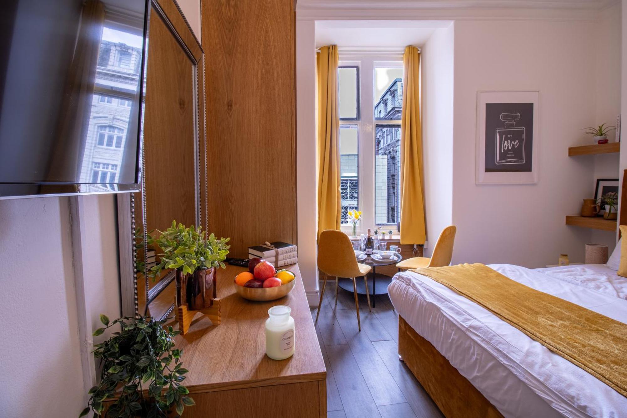 Spacious Studio Apartment On Oxford Street 9Gc London Eksteriør billede