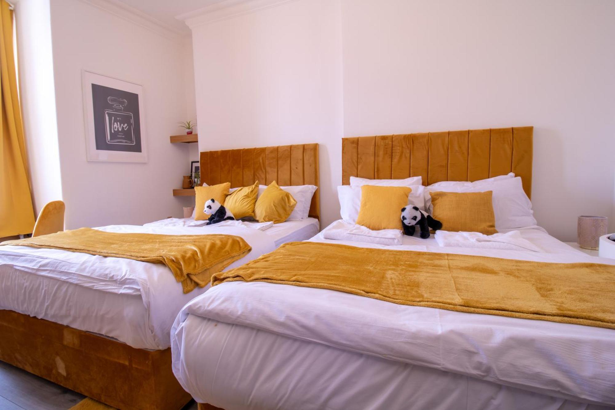 Spacious Studio Apartment On Oxford Street 9Gc London Eksteriør billede